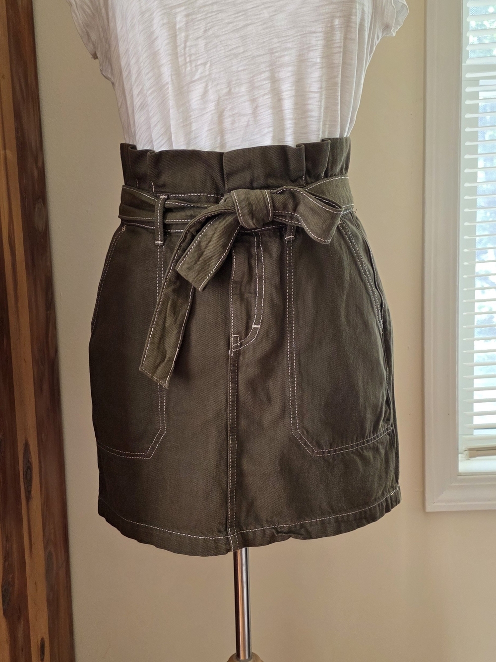 Free People Olive Green Paperbag Tie-Waist Mini Skirt Sz 6